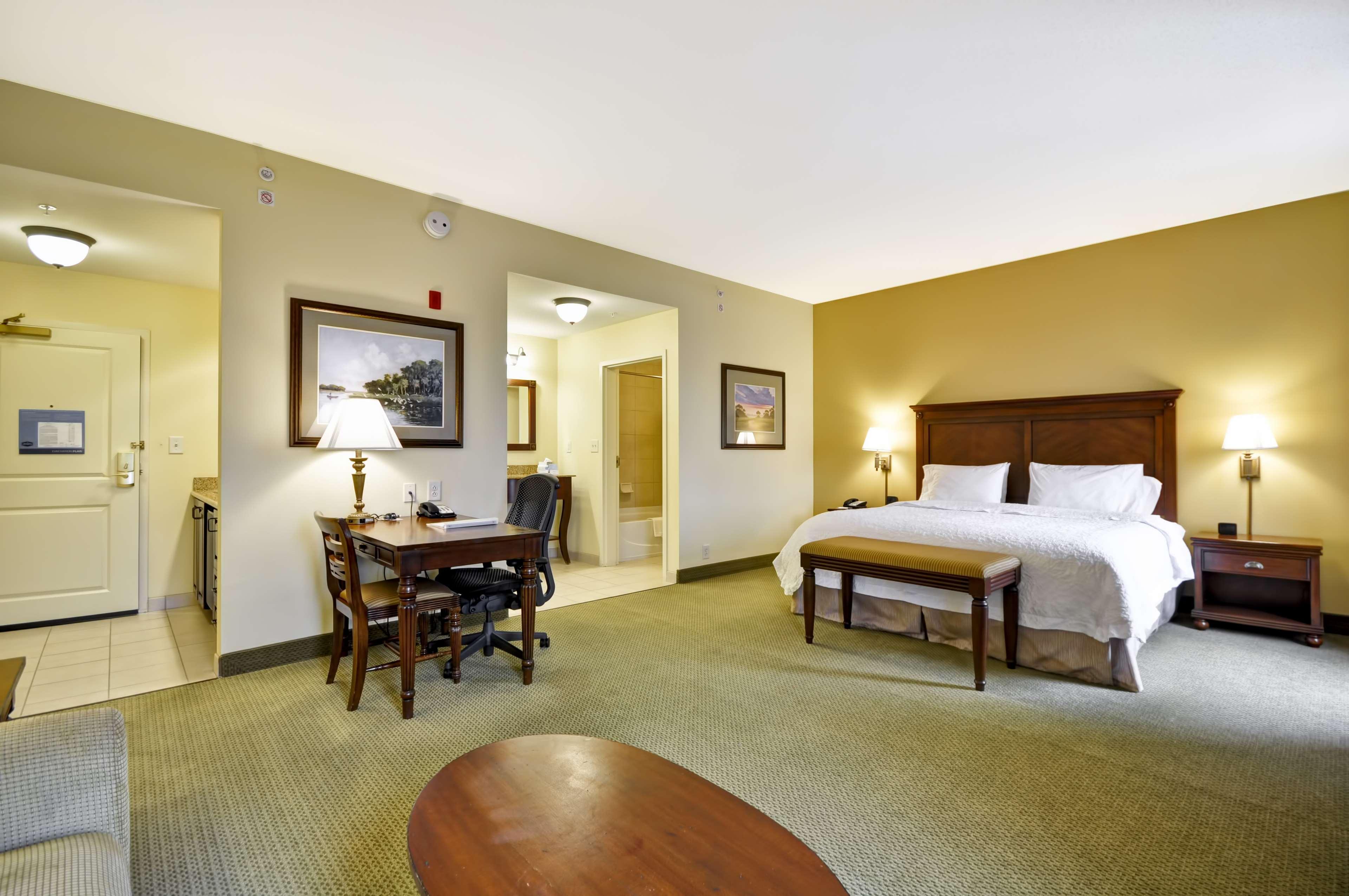 Hampton Inn & Suites North Charleston-University Boulevard Exterior foto